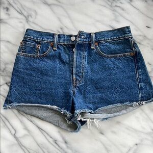 Levi’s Cutoff Denim Short
